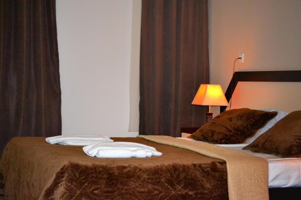 Backstreet Hotel - Near Tbilisi Central ภายนอก รูปภาพ