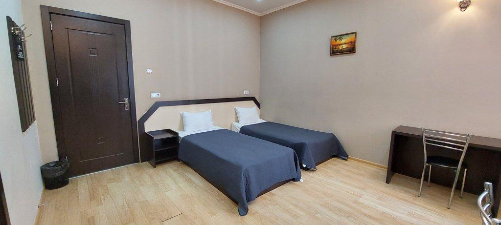 Backstreet Hotel - Near Tbilisi Central ภายนอก รูปภาพ