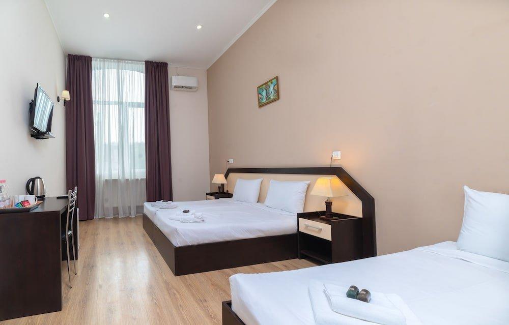 Backstreet Hotel - Near Tbilisi Central ภายนอก รูปภาพ